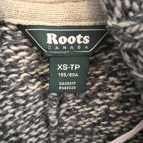 Roots Women's XS Cardigan - Picture 4 of 4
